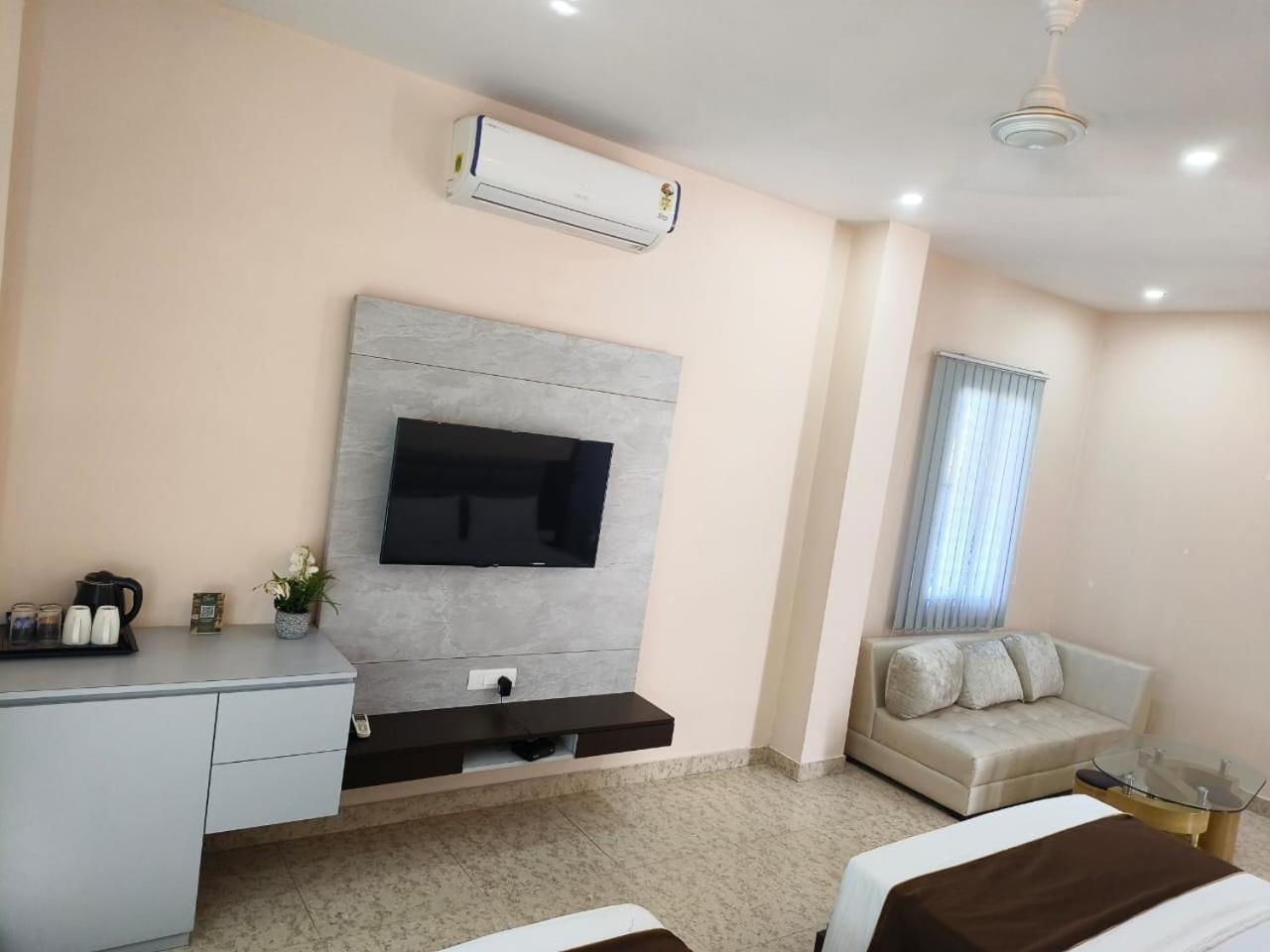 Jaanki Farms & Resorts Jorhat Bagian luar foto